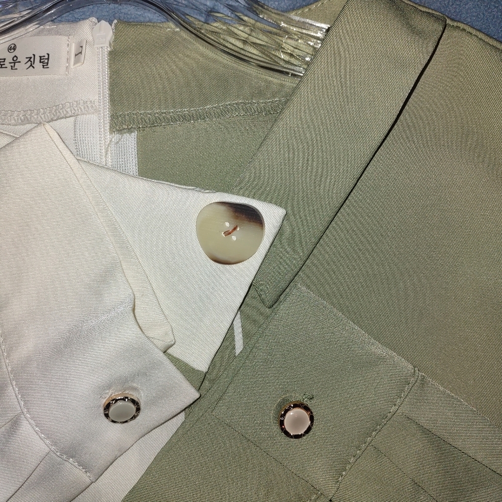 Ladies Blouse, Korean Brand "Colorful Feathers" Sage & White, size L or S - Picture 5 of 10